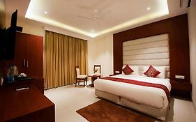 Hotel Z Suites Delhi Igi Airport- Free Airport Drop